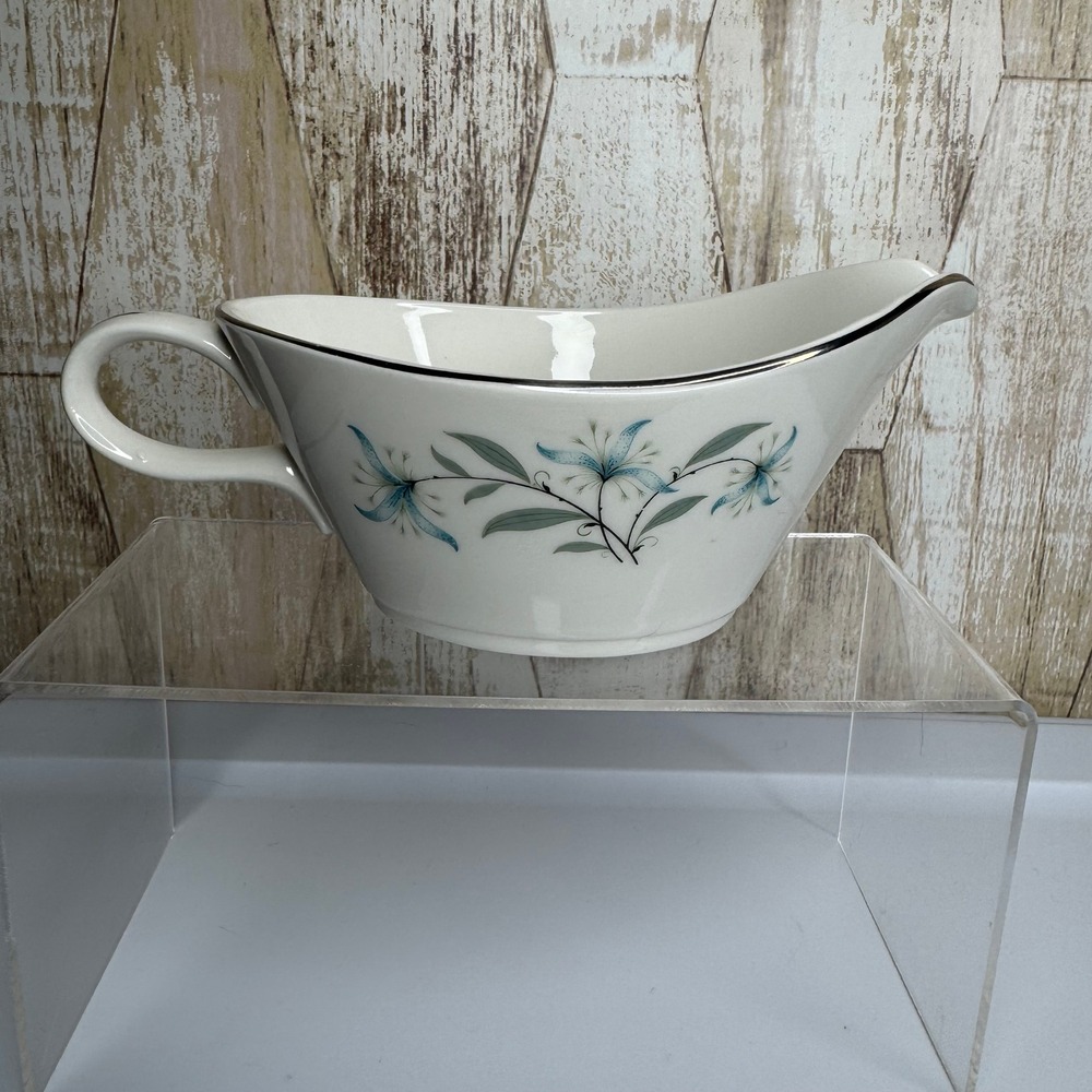 Vintage Homer Laughlin Triumph Cynthia Gravy Boat‎ MCM Silver Trim USA